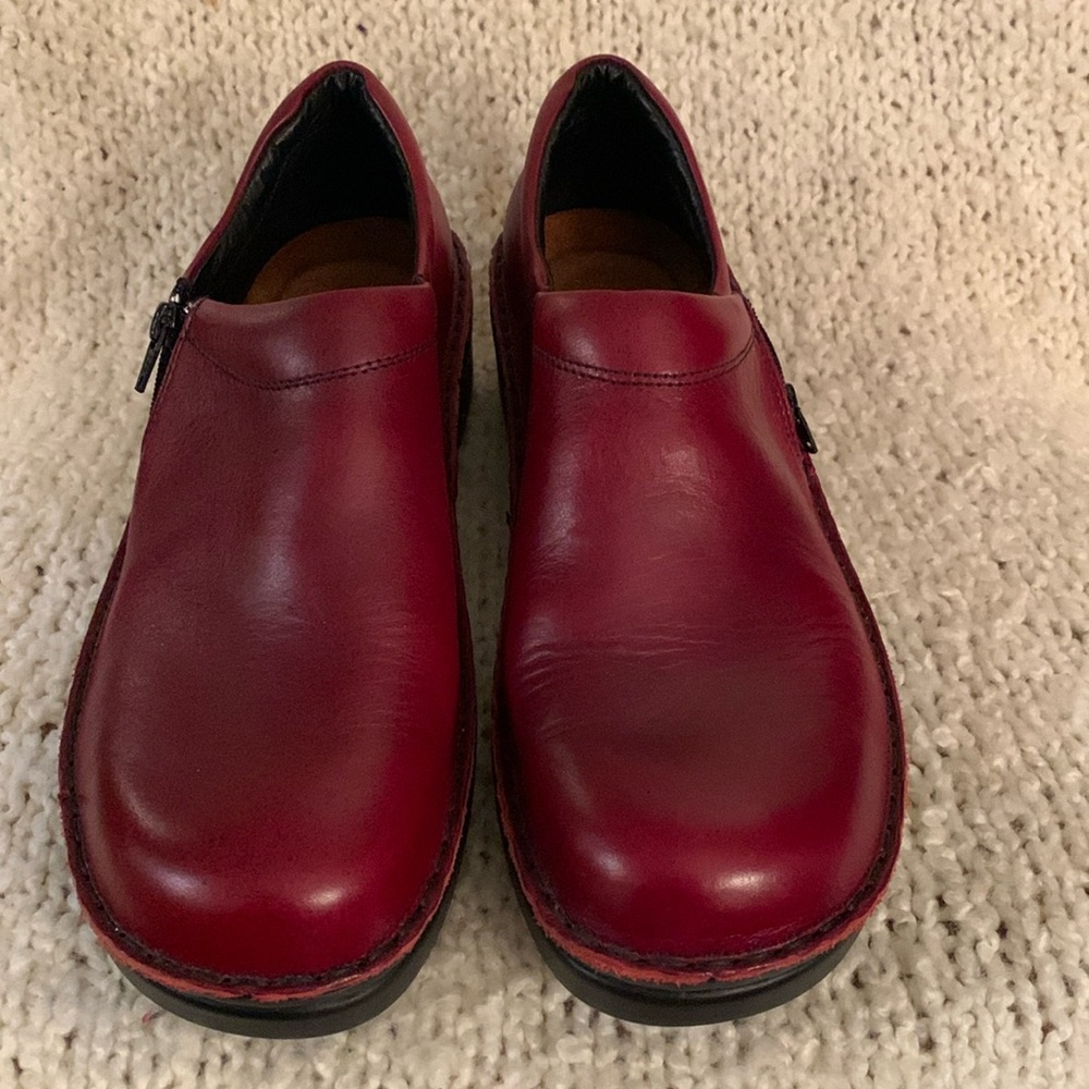 Naot Women's Burgundy Leather Slip-On Loafers